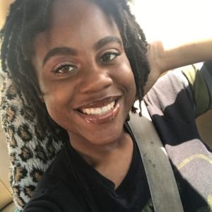 Meet your Posher, Alicia